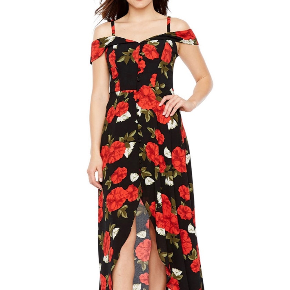Premier Amour Short Sleeve Floral Maxi Dress